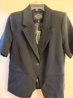 Scoop Black Short-Sleeve Boxy Blazer Women’s Sz S 4-6 NWT